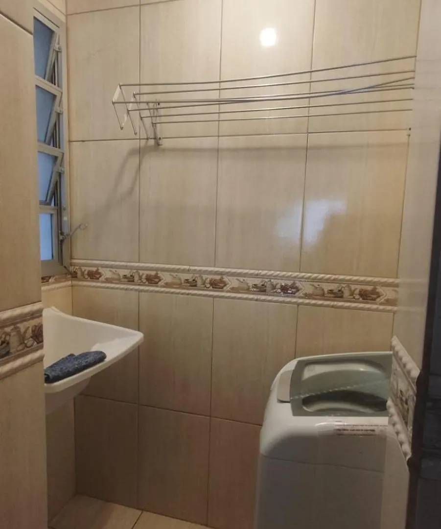 Quarto Em Apto - Para Mulheres Laguna Homestay szállás