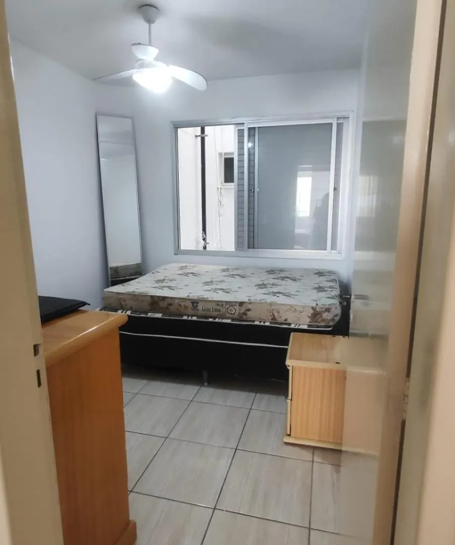Quarto Em Apto - Para Mulheres Laguna 0*,